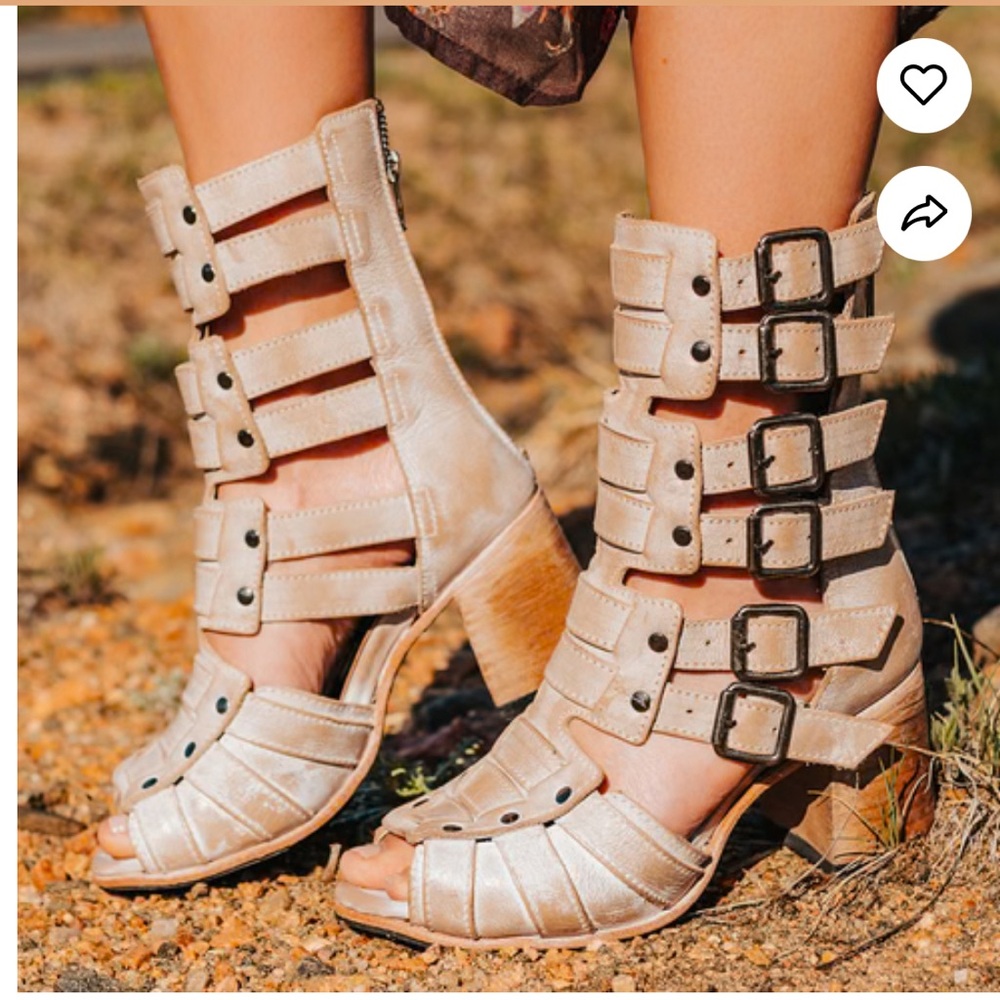 Freebird Zane sandals